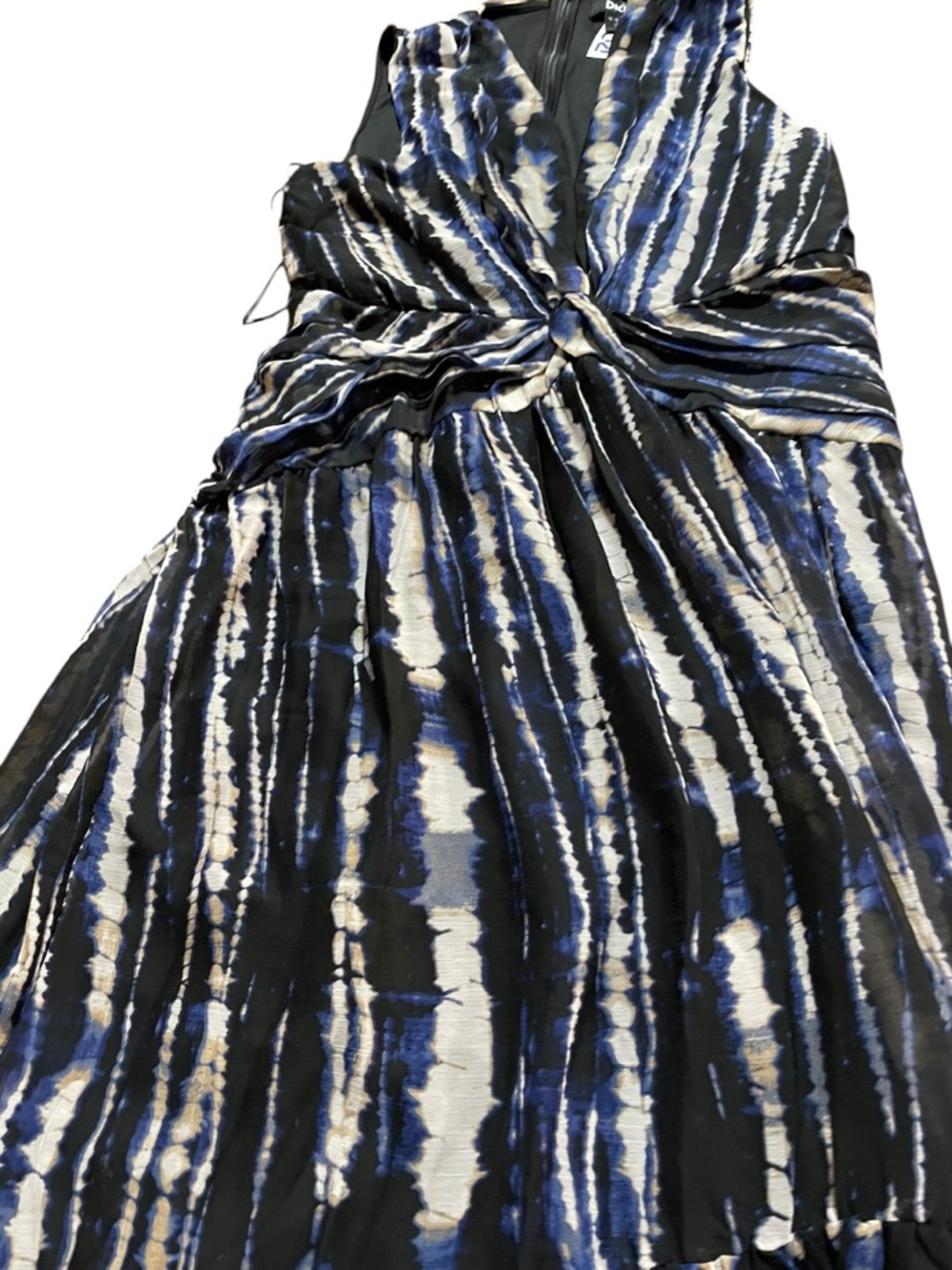 DKNY Navy and White Tie-Dye Maxi Dress with Front Knot - Picture 4 of 5